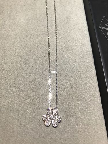 梵克雅宝三叶草满钻白金项链_白金项链_梵克雅宝怎么样_三叶草怎么样