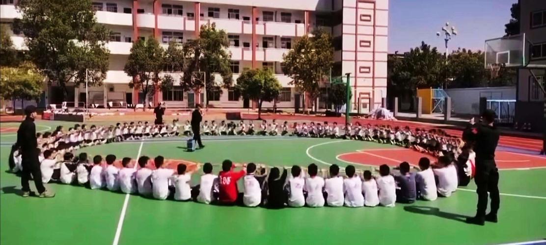 活动地点云灵山,越王小学实践基地