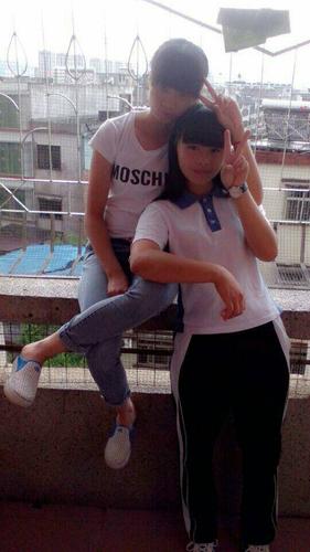 初中学生.是不是都没发育玩