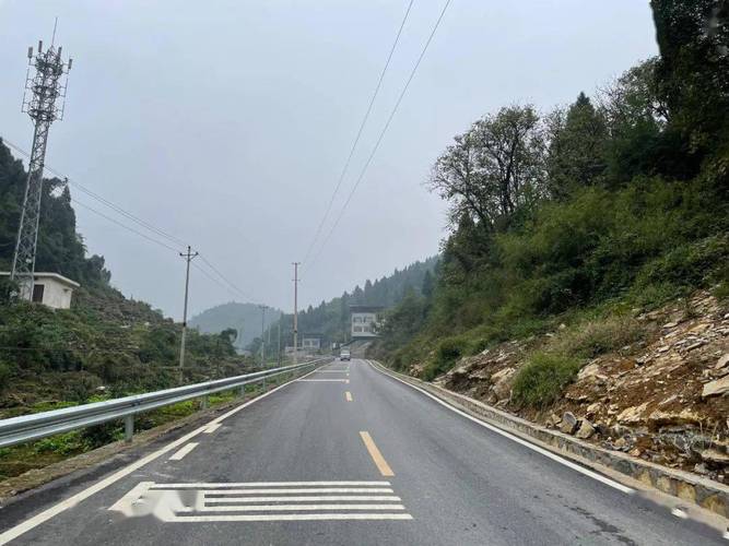 巴南又一条公路修好了,连接这两个村!