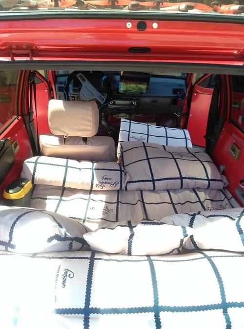穷人也有房车梦车友改奥拓变床车