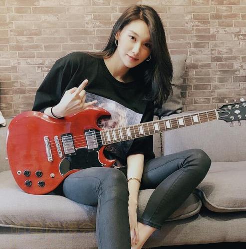 王嘉宁生活照王嘉宁图片大全