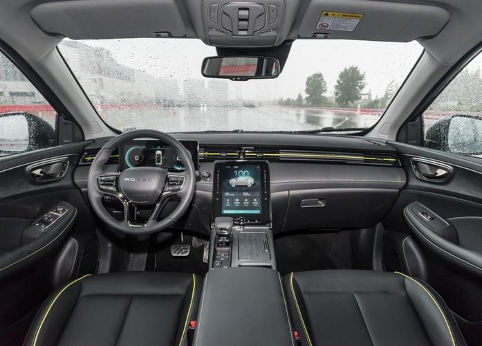 荣威rx5价格亲民,颜值在线内饰舒适,到底值得购买吗?