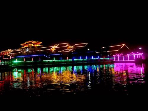 容县绣江夜景:全国网络媒体大咖充分感受你的美!