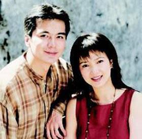 东南网 娱乐 娱乐滚动新闻 > 正文   许亚军和何晴 第三任妻子:何晴