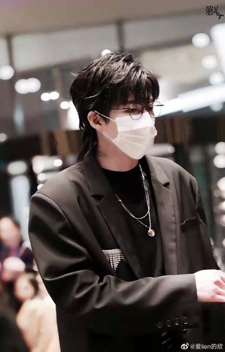 只有我一个人喜欢他的狼尾发型吗