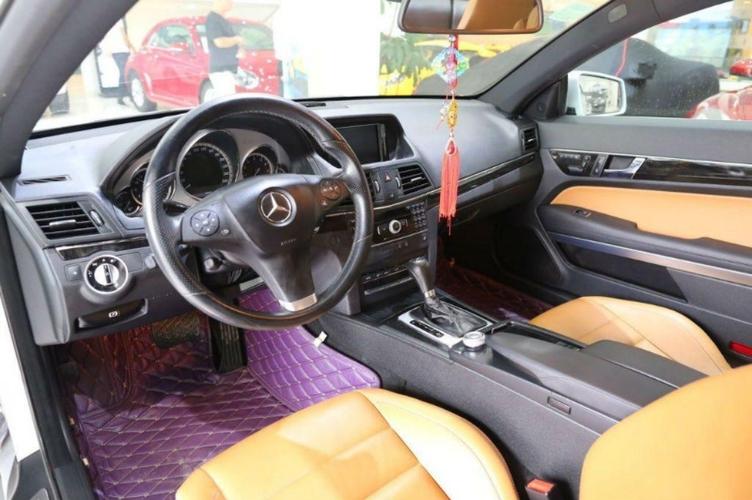 奔驰e级 e260 cgi 1.8t 时尚型