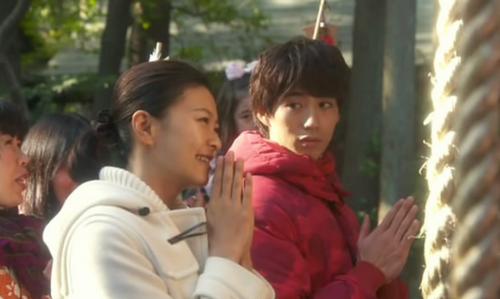 日本娱乐圈高颜值夫妇盘点:哪一对最养眼?