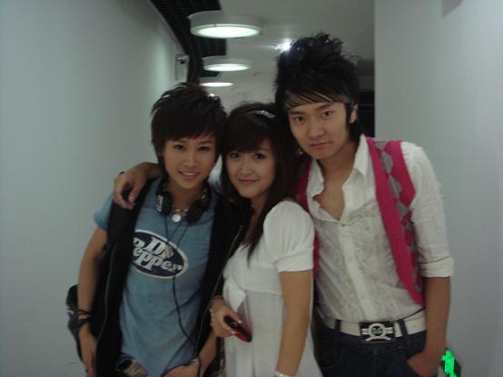 今年的5月25日将是我最难忘的一天,生日-----感谢所有在《都市女孩》