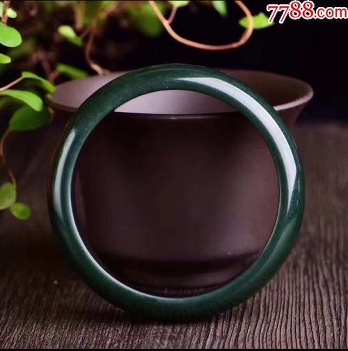 天然和田青玉手镯73.6g