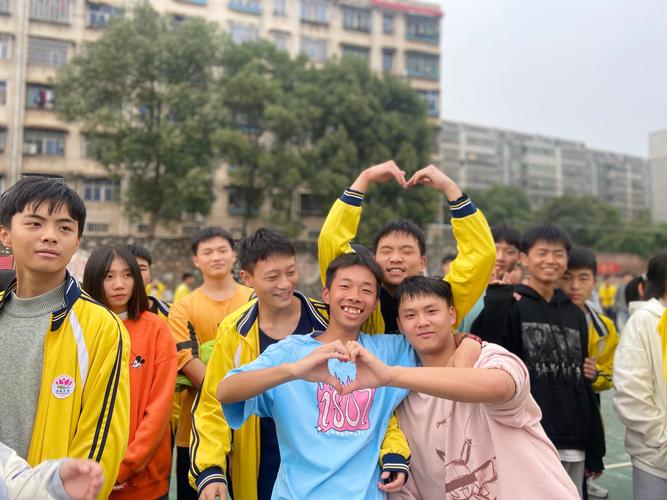 绳彩飞扬,舞动梦想—桂阳县蓉城中学高二年级跳绳比赛