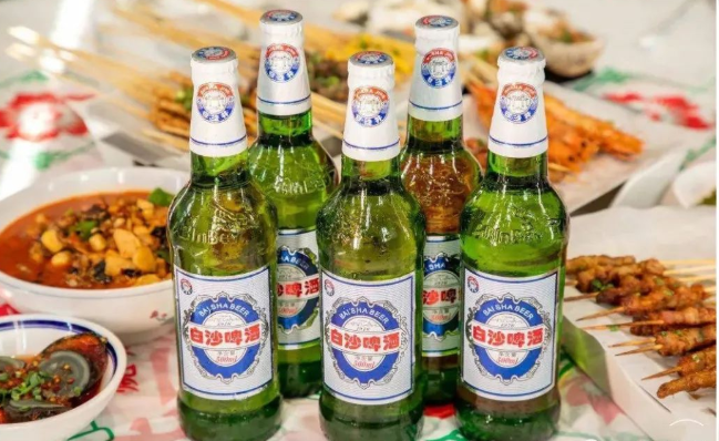 还是浙江的钱江啤酒,湖北的行吟阁啤酒,湖南的白沙啤酒等,都逃不过