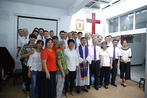 海淀堂父亲诗班随吴牧师赴平谷教会敬拜歌诗