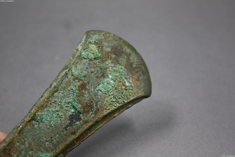 026 青铜锛