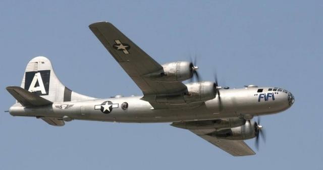 美轰炸机挑衅首次在中国执行任务被击落五角大楼自称奇耻大辱