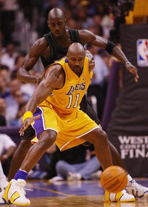 步军第一高手——行者武松pk邮差马龙     这两位拳脚功夫甚是了