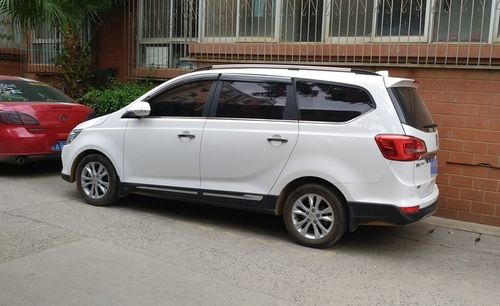 宝骏-730 2016款 1.5t 手动豪华型 7座