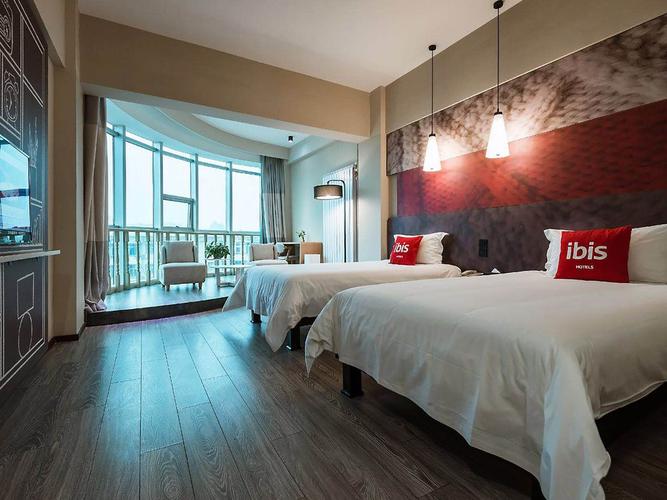 宜必思酒店(洛阳火车站店)