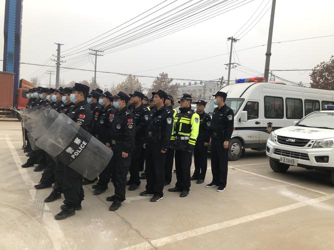 深泽特巡警大队开展联合应急处突演练