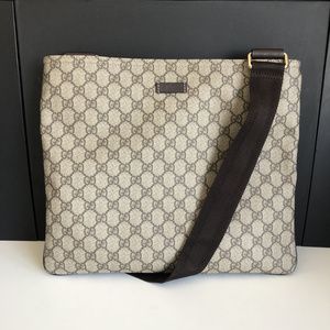 二手古驰gucci男士单肩包 pvc材质经典双g花纹斜挎包