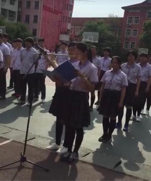 育才美术高中第三届"育美杯·吟风雅颂"朗诵比赛完满落幕!