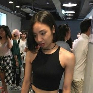 mayjlee同款吊带背心女 hiphop露脐短款ds领舞1m舞室抹胸上衣潮