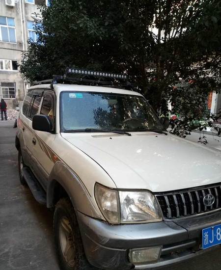 03年丰田路霸