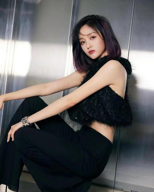 如何评价火箭少女吴宣仪,是花瓶还是实力女歌手