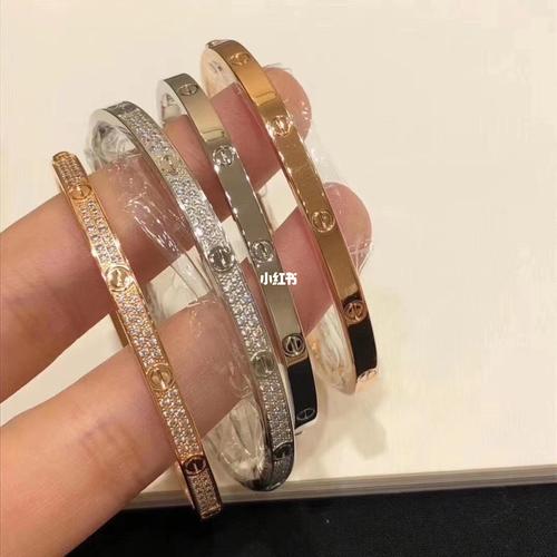 卡地亚窄版满钻_卡地亚怎么样_珠宝_私人珠宝定制_时尚_配饰