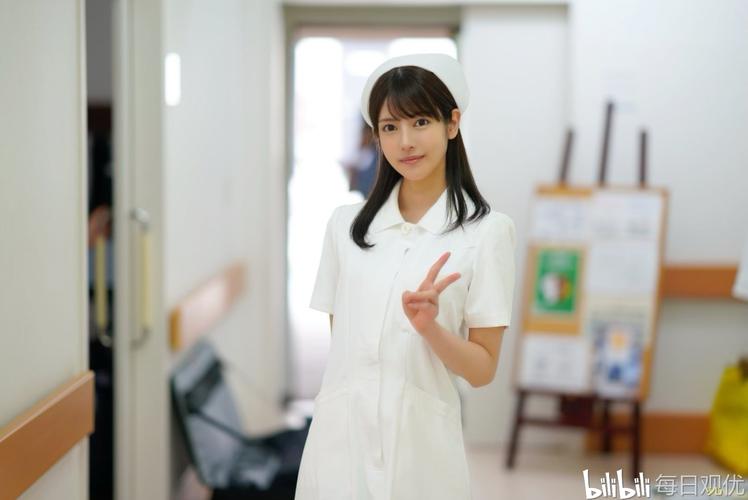 每日观优枫花恋枫カレン纯美如天使妖艳如妖姬