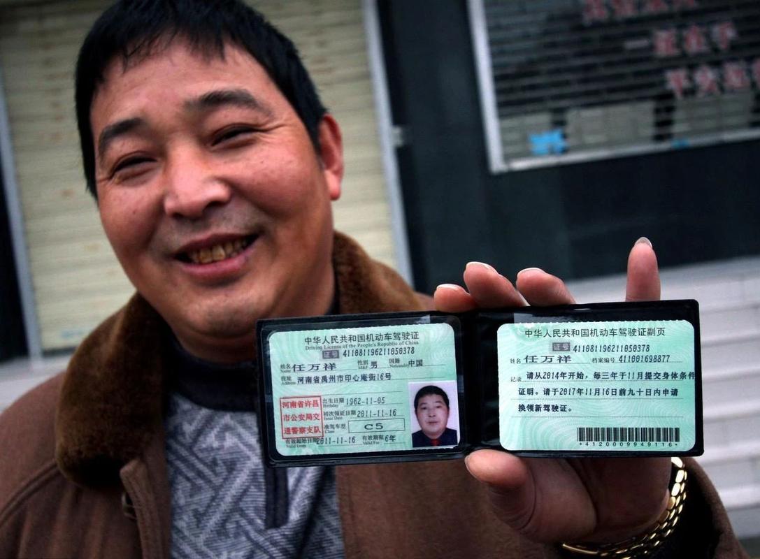 现如今,这个社会有一部分人会选择考c2驾照,因为c2是属于自动挡的