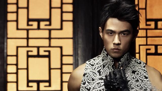 周杰伦电影截图初听这首歌的时候,联系到周杰伦的生活经历,会很自然地