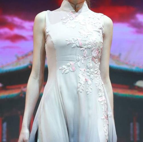 中国定制旗袍艺术大赏带您领略服饰文化的传承与创新