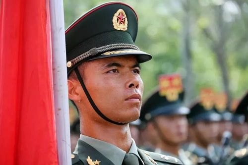 "华夏最帅男子天团!" "为我们的子弟兵点赞!