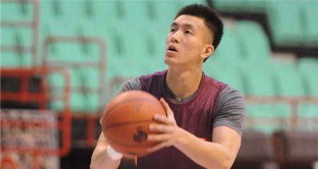 郭艾伦发型图片超清