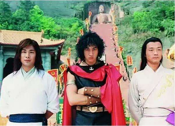 每年都翻拍新剧,可唯独不翻拍《风云雄霸天下》?我告诉你真相!