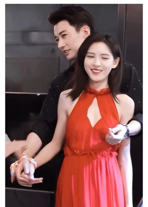 刘学义张予曦《夜色暗涌时》cp感太强!网友总整理两人