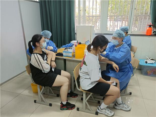 有序推进疫苗接种—我校开展18周岁以下学生疫苗接种工作-5