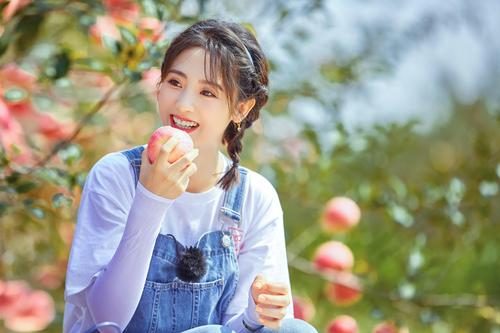 邢菲清新迷人写真