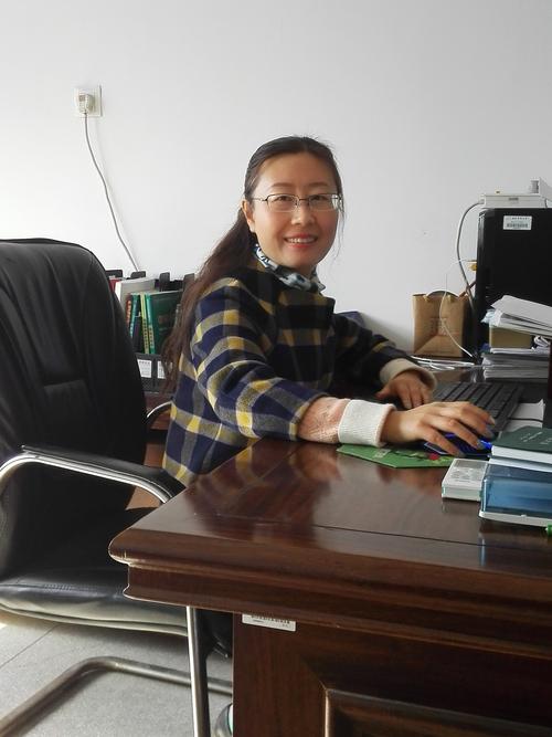 张文静,女,博士,教授,硕士生导师.个人学习与工作简历:1997.09-2001.