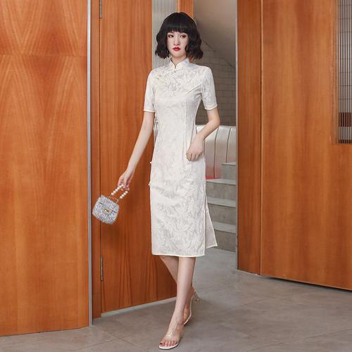 蕾丝旗袍年轻款2021年新款改良高端景甜司藤同款少女中国风连衣裙