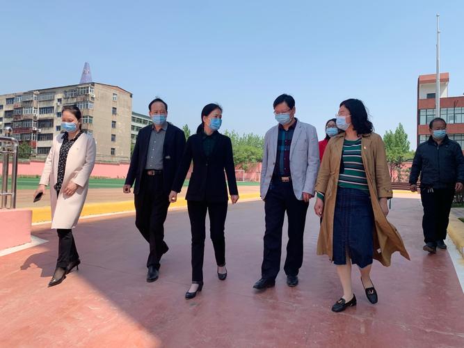 心系教育,情牵学子——义马市副市长杨冬林到义马市第