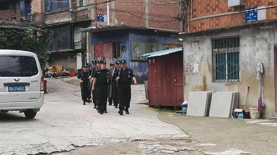 【贵阳市】南明区二戈寨社区奏响禁毒宣传"大合唱"