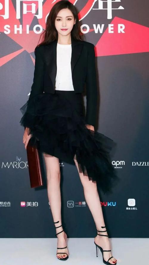 唐嫣,雪白大长腿搭配高跟鞋,太性感了,高清性感写真壁纸