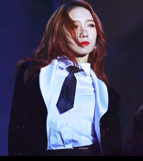 宇宙少女 孟美岐 自截