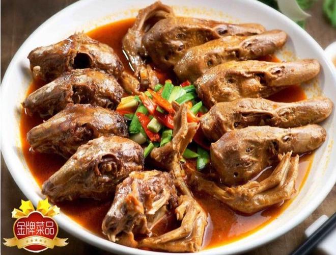 衢州三宝,鸭头鸭掌 这个就不要多做介绍了吧?