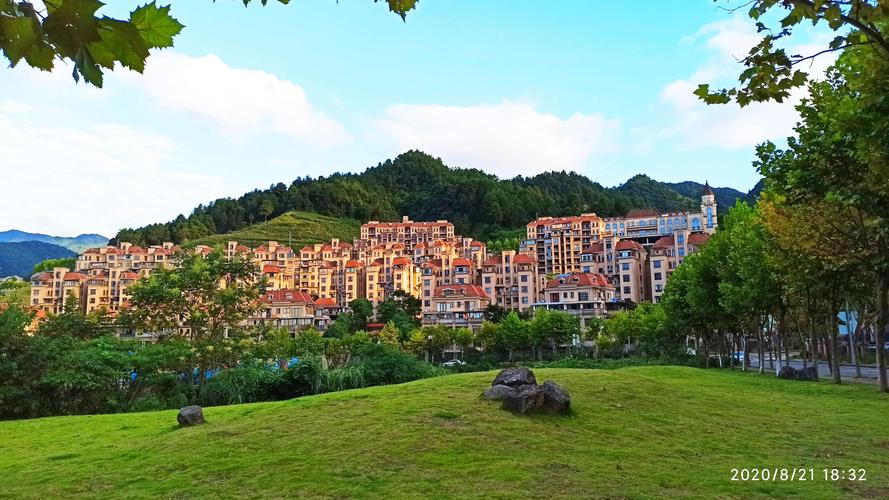 黑山谷避暑房