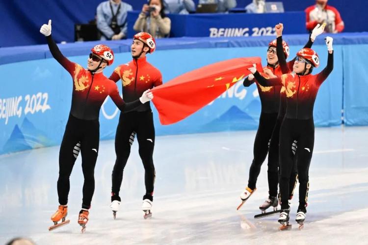 由于2020年短道速滑世锦赛取消,2021年因为疫情原因中国队退出世锦赛