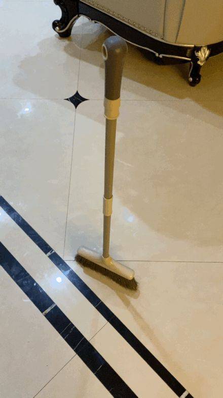 昨晚立扫把的你,交智商税了吗?