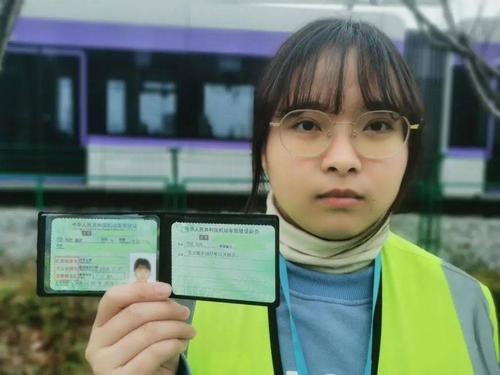 嘉兴首批考出p驾照的牛人!